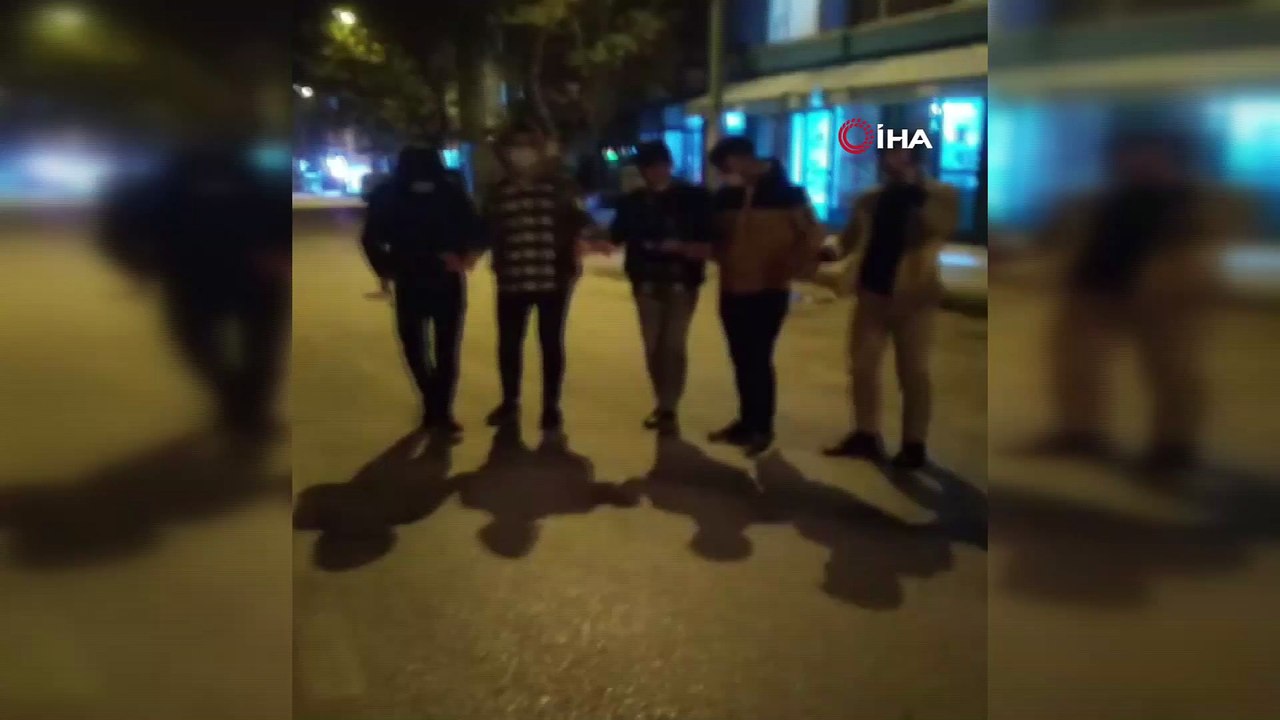 Sosyal medya düşkünlüğü ne kısıtlama ne de sosyal mesafe tanıdı