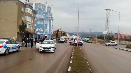MANİSA - Trafik kazasında 1 kişi ağır yaralandı