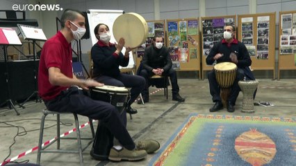 Avec la crise sanitaire, les "écoles de la seconde chance" font le plein