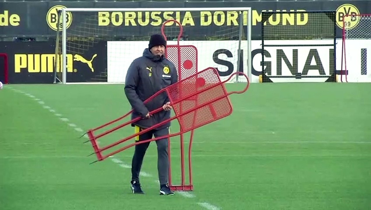 'Einmütig darauf verständigt' - Borussia Dortmund feuert Favre