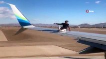 - ABD’de bir kişi kalkış yapmaya hazırlanan uçağın kanadına tırmandı