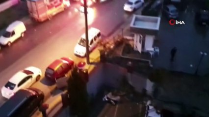 İstinat duvarı çöktü, 20 araçta hasar oluştu