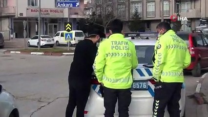Açık olmayan kafeyeyi açmaya giden sürücü ceza yedi