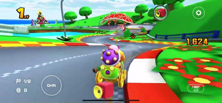 Mario Kart Tour - GCN Yoshi Circuit Gameplay (Winter Tour)