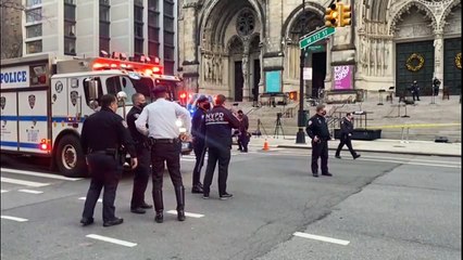 Atirador baleado pela polícia em Nova York