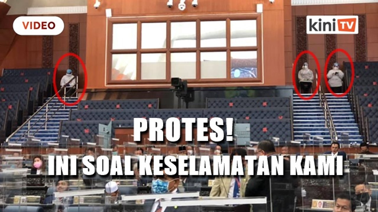'Kami ada anak bini' - Dewan kecoh! MP pembangkang protes, keluar dewan ketika mengundi