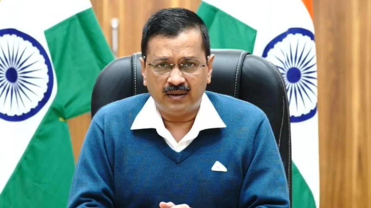Kejriwal targets Modi govt over BJP's 'anti-national' remark