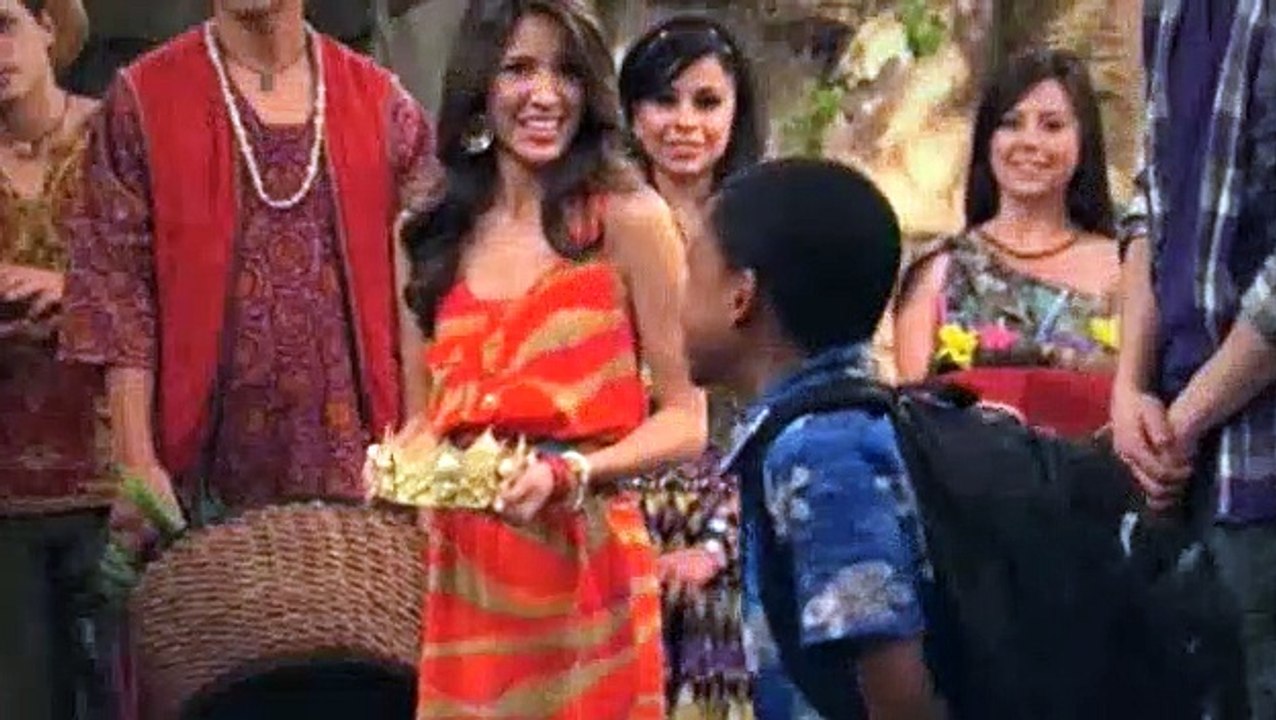 Pair Of Kings Season 1 Episode 17 - The Kings Beneath My Wings