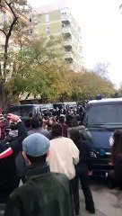 La policia intenta desallotjar el centre social ocupat de l'Horta