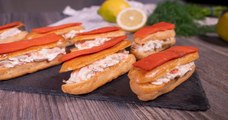 Ces éclairs au saumon ont l'esprit des fêtes !