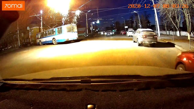 Trolleybus Tears Down Overhead Wires