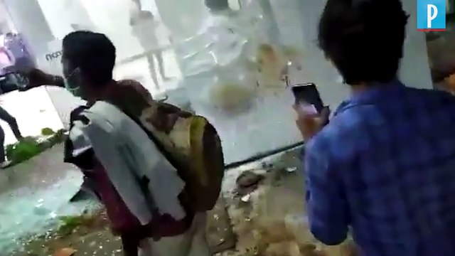 Inde : des ouvriers mettent à sac une usine de fabrication d’IPhone