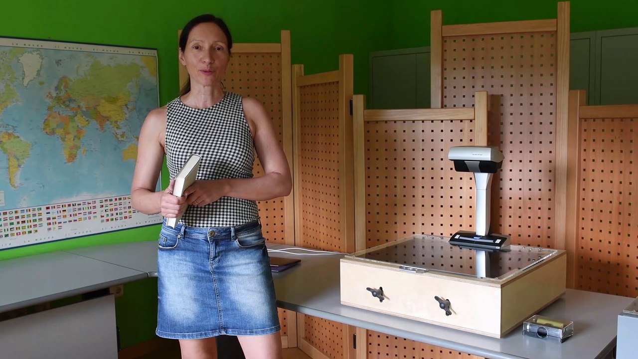 Der Redman Scantisch für den FUJITSU SCANSNAP SV600. Bücher digitalisieren leicht gemacht.