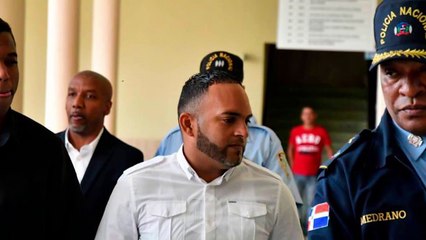 Fiscales acusan a Octavio Dotel de lavar dinero de la red de “César el Abusador”
