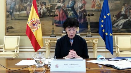 Celaá acusa al PP de mentir sobre el adelanto de matriculación pero confirma que sus comunidades podrán esquivar la nueva ley