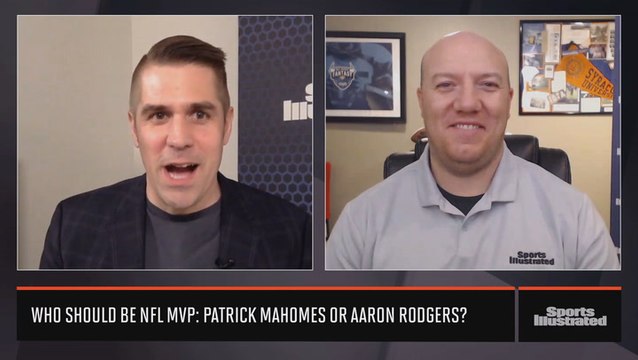 Patrick Mahomes, Aaron Rodgers Are Locked in a Dead Heat for MVP