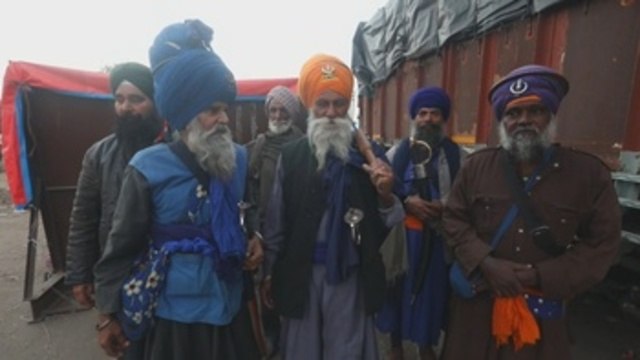 Los campesinos intensifican las protestas en India contra la reforma agraria