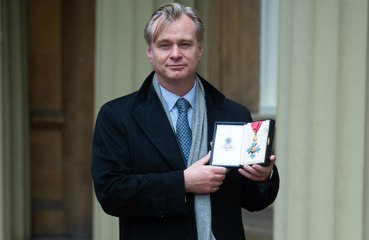 Christopher Nolan still doesn't own a smartphone