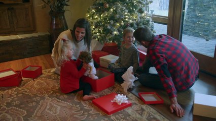 Σοφία Δανέζη - Τα Χριστούγεννα Ήρθαν Τώρα! (Official Music Video)