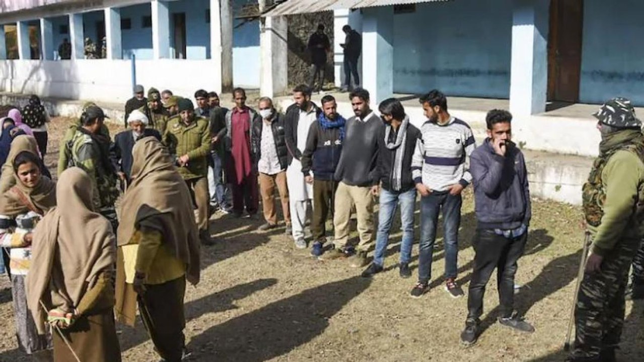 Jammu and Kashmir DDC poll: BJP ahead with 66 seats