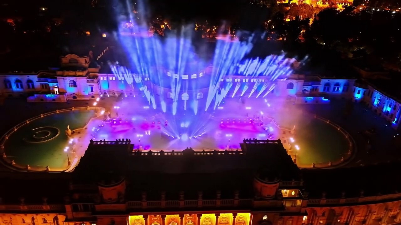 David Guetta  : son tube "Let's Love" en live avec Raye