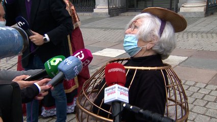 Manoli no falta al Sorteo y gana un quinto premio