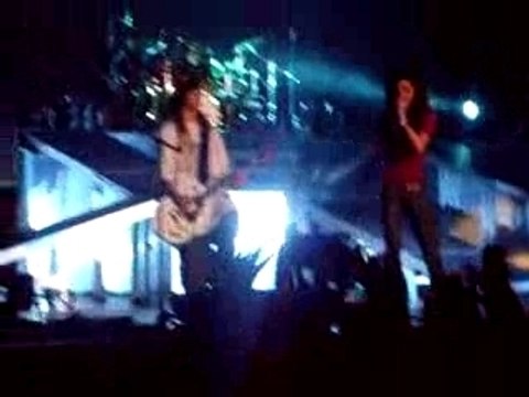 CONCERT TOKIO HOTEL LE 16-10-07 A PARIS-BERCY