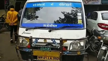 मल्हारगंज पुलिस ने लोडिंग रिक्शा से पांच क्विंटल भांग पकड़ी