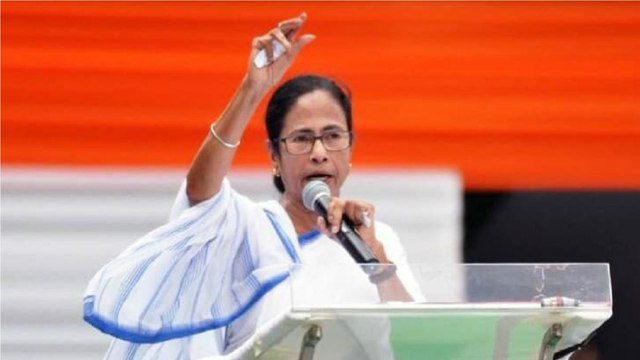 Bengal: Centre to issue notices to 3 IPS officers