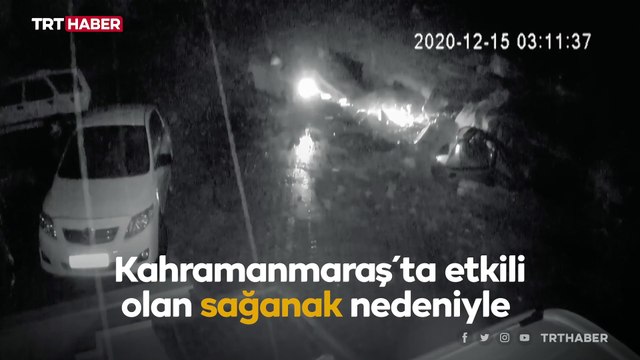 İstinat duvarı çöktü: 3 araç hurdaya döndü