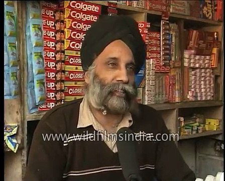 Pulses and food grains' price difference between wholesalers and retailers