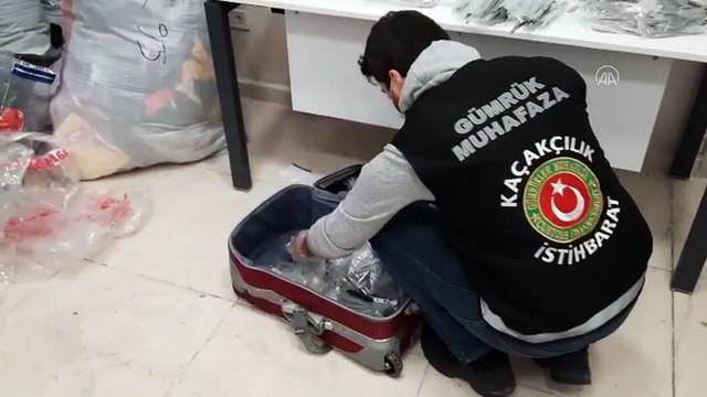 ARTVİN - Sarp Sınır Kapısı'nda gümrük kaçağı 1051 diş hekimliği malzemesi ele geçirildi