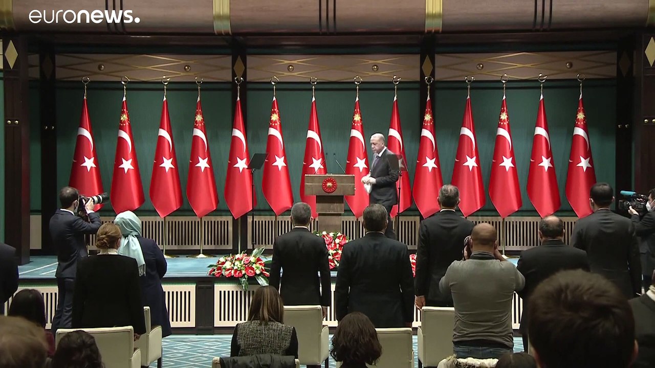 USA verhängen Sanktionen gegen die Türkei, Ankara droht mit 'angemessenen Schritten'