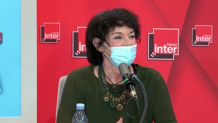Tout le monde veut se faire vacciner, mais personne en premier
