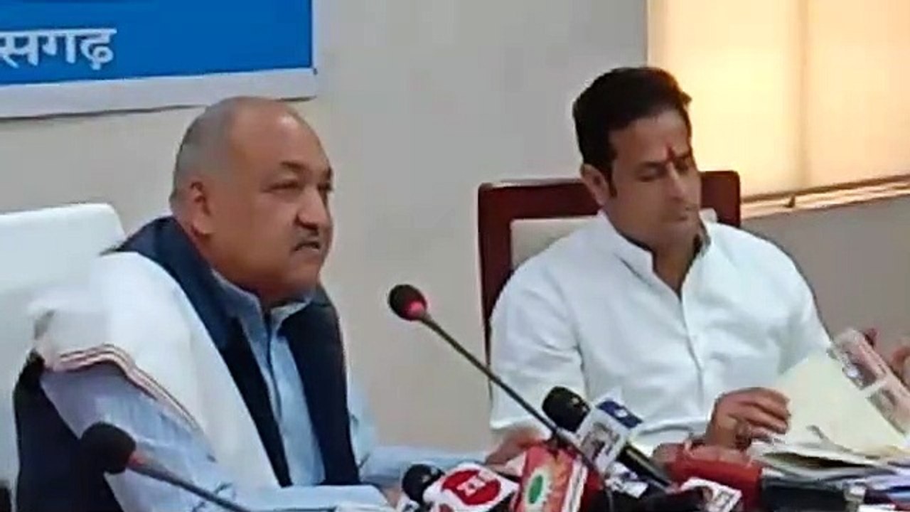 2 वर्ष पूरे होने पर मंत्री चौबे ने गिनाई सरकार...
