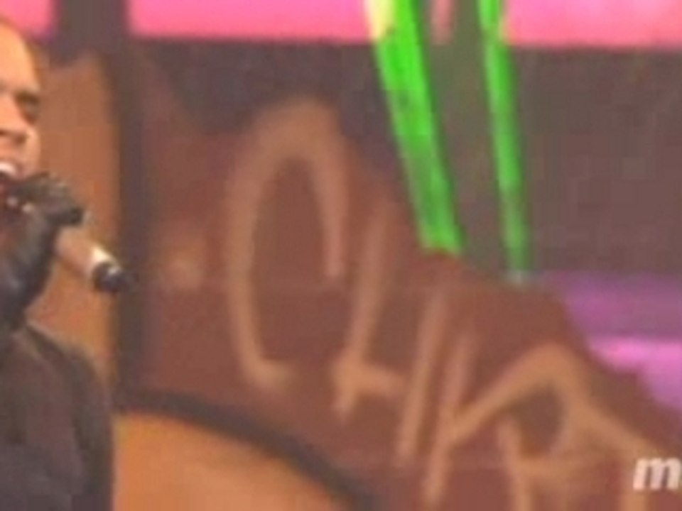 Chris Brown - Picture Perfect [LIVE]