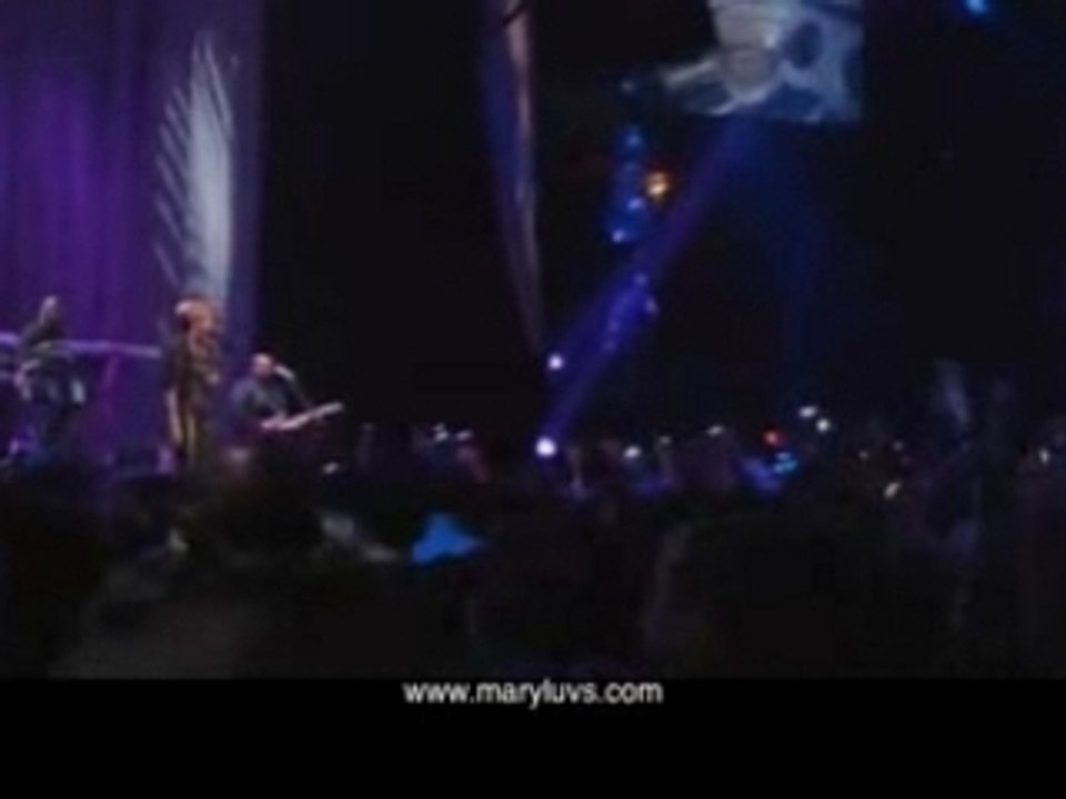 Mary J. Blige: Pepsi Smash Love No Limit