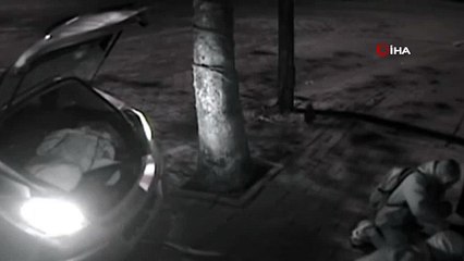 Dükkanın kepengini otomobile bağlayıp soygun yapmaya çalıştılar