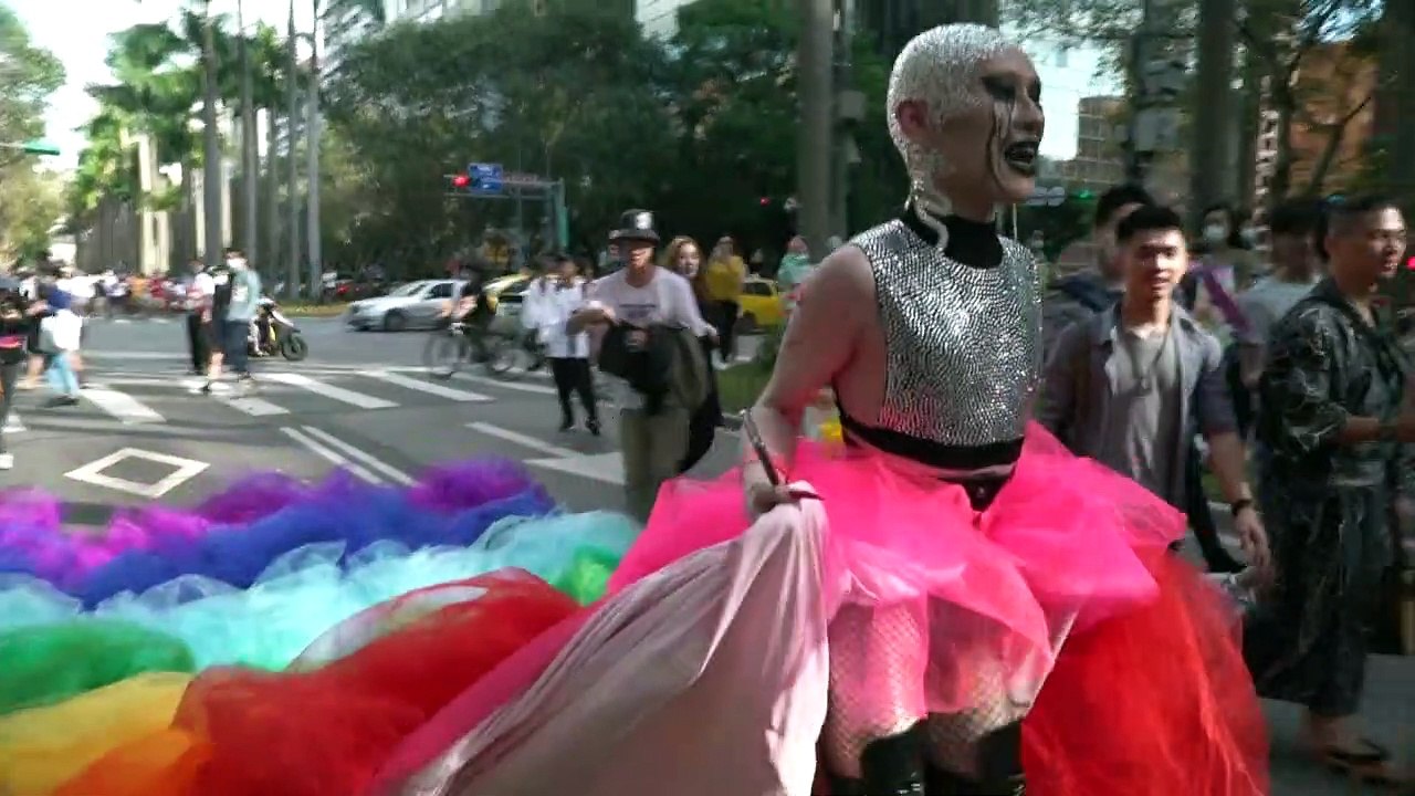 Direitos gays avançam
