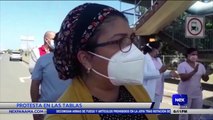 Funcionarios protestan en Las Tablas - Nex Noticias