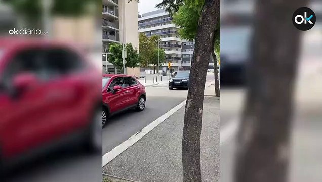 Jordi Alba se encara con un aficionado en plena calle