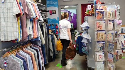 Cancer Research UK shops need YOU!