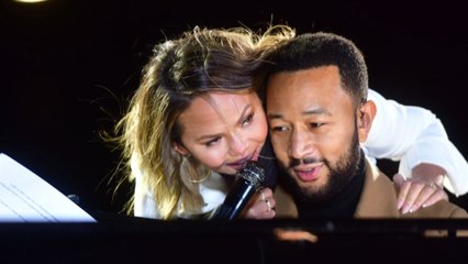 Download Video: Erstes Interview nach der Fehlgeburt: So geht es Chrissy Teigen und John Legend