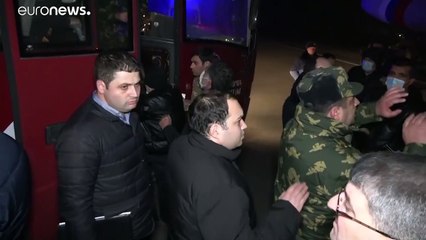 Le retour à Erevan des prisonniers de guerre arméniens, dans le cadre de l'échange