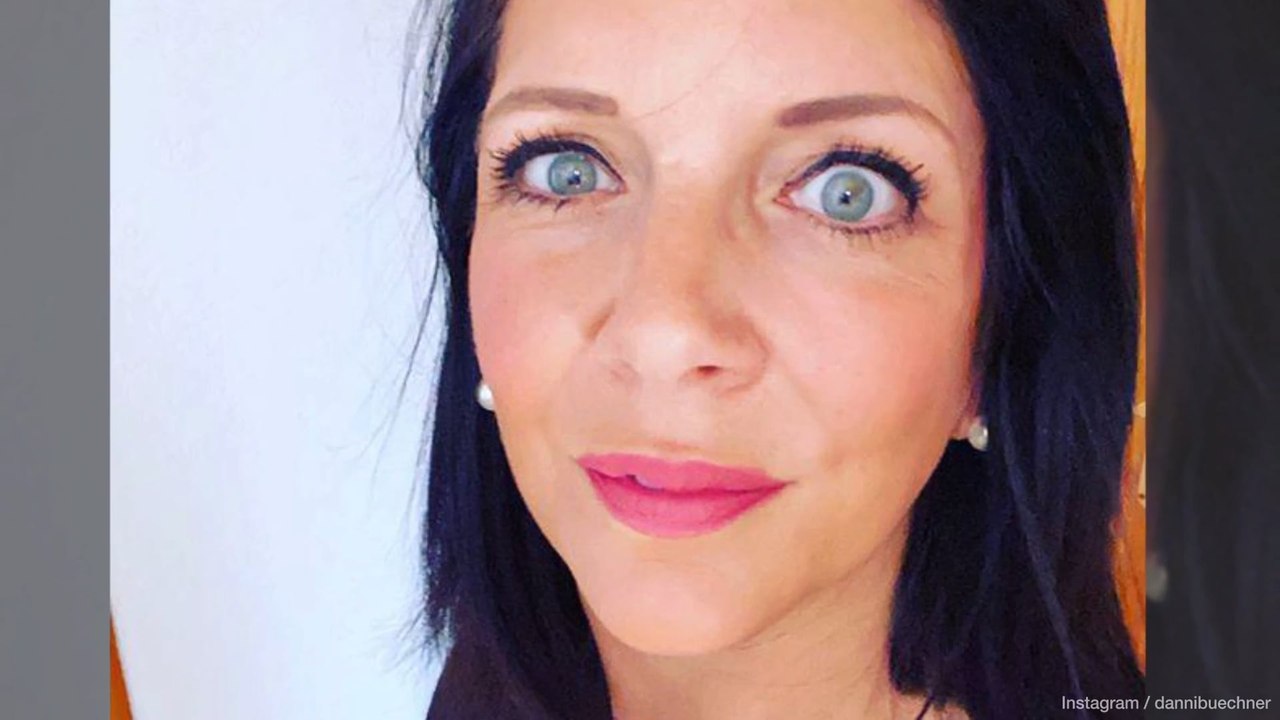 Danni Büchner: Oben ohne für den guten Zweck