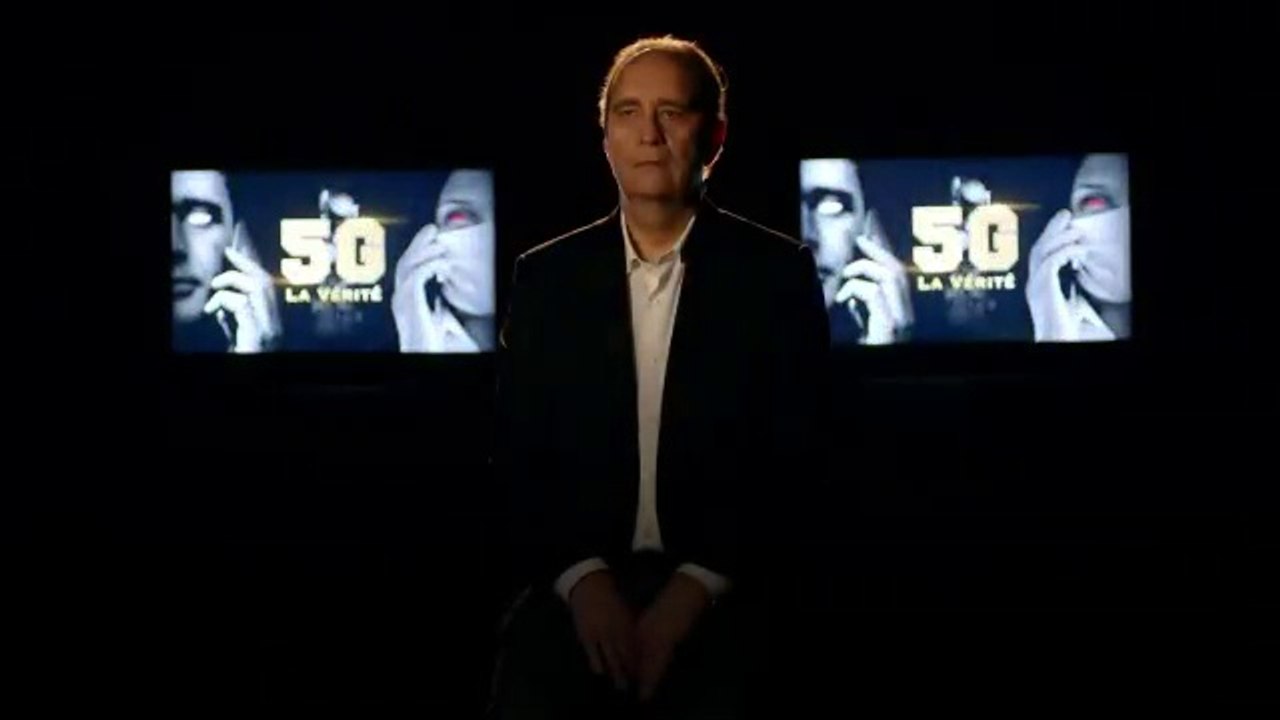 Quand Xavier Niel, patron de FREE, mouille le maillot pour une pub en mode Complotiste sur la 5G