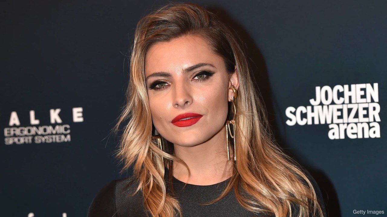 Super sexy Sophia Thomalla: Im Transparent-Top zieht sie alle Blicke auf sich