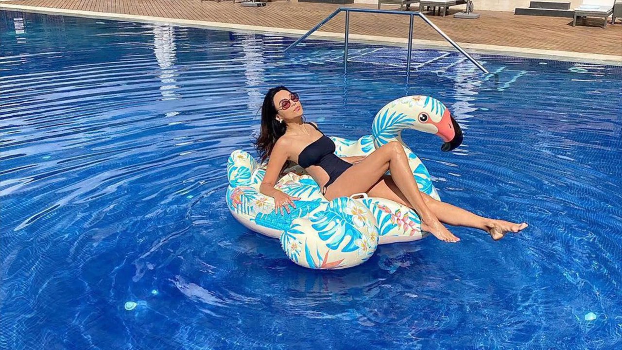 Badeanzug oder Bikini? Verona Pooth doppelt sexy