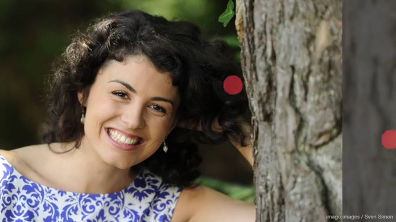 5 FRAGEN AN... Ex-„Sturm der Liebe“-Star Liza Tzschirner