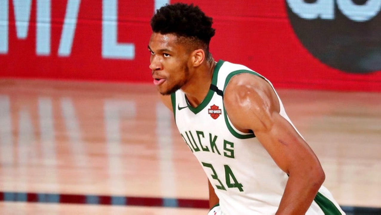 Giannis Signs 5-year Supermax Extension With Bucks